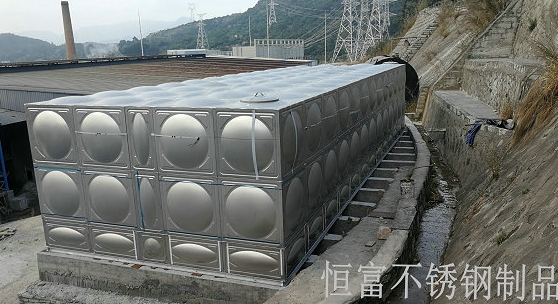 不銹鋼保溫水箱，